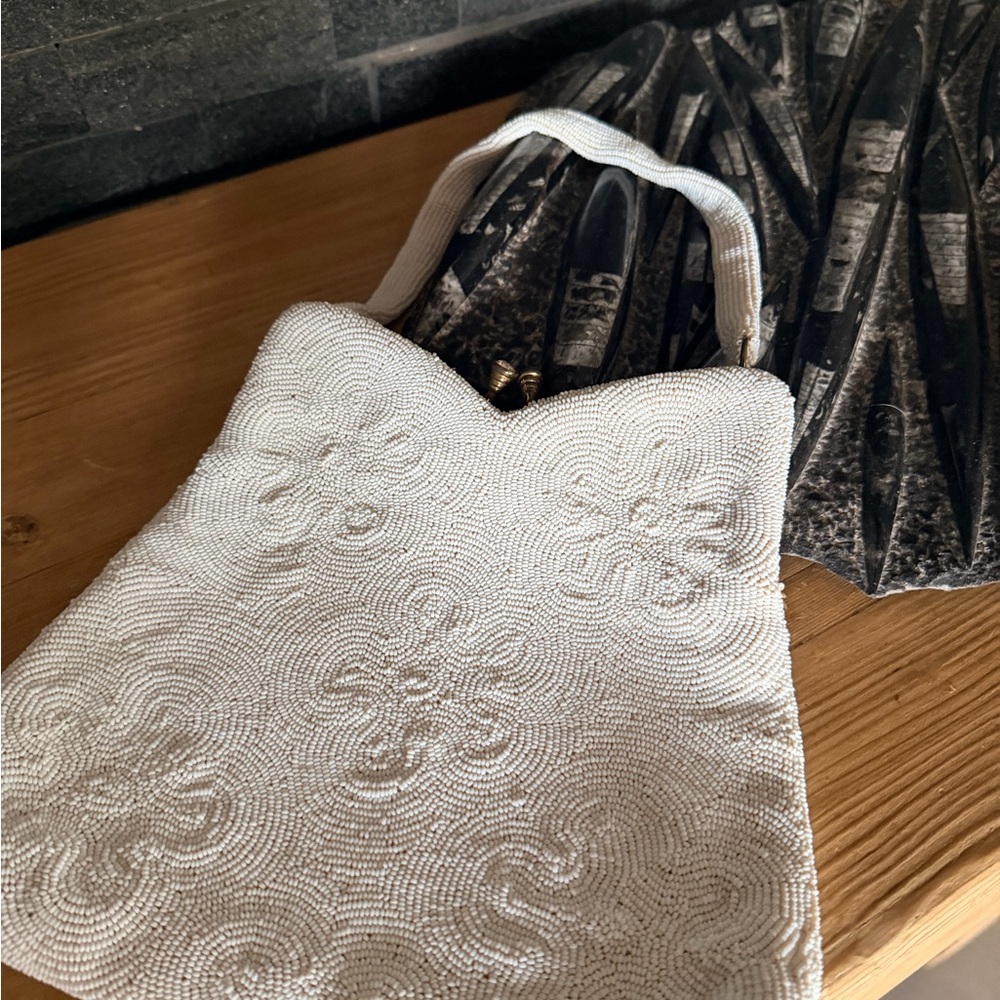 Elegant vintage White Beaded Women's Bag